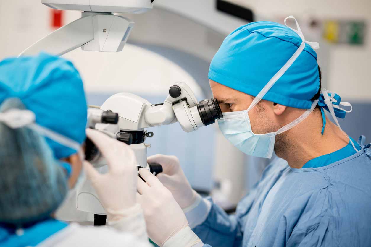 Preemptive tips you should take before undergoing eye surgery LASIK